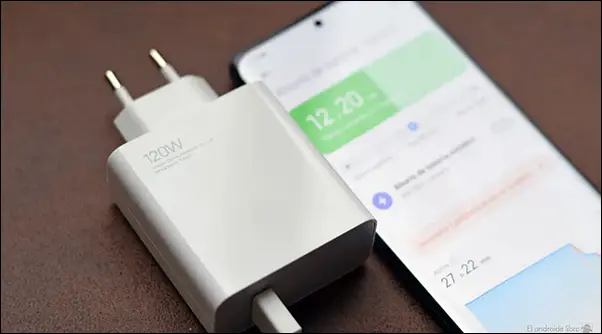 El Xiaomi Mi 10 y la herencia del teléfono chollo: sigue siéndolo, pero un  poquito menos